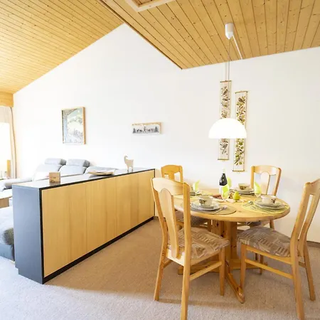True 8 * Scuol