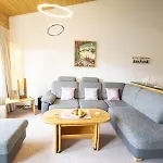 True 8 Apartament Scuol